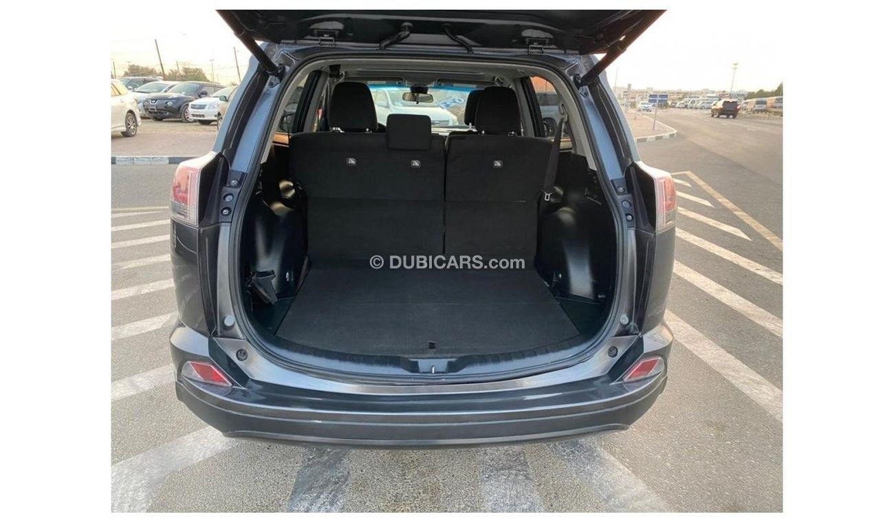 Toyota RAV4 2017 TOYOTA RAV4 XLE FULL OPTION / EXPORT ONLY