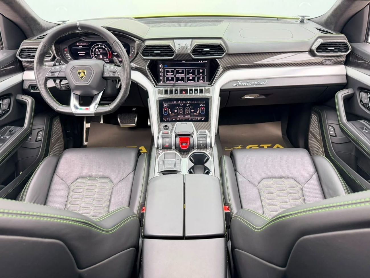 Lamborghini Urus STD 2022 Lamborghini Urus, Oct/2026 Lamborghini Warranty, Full Lamborghini Service History, GCC