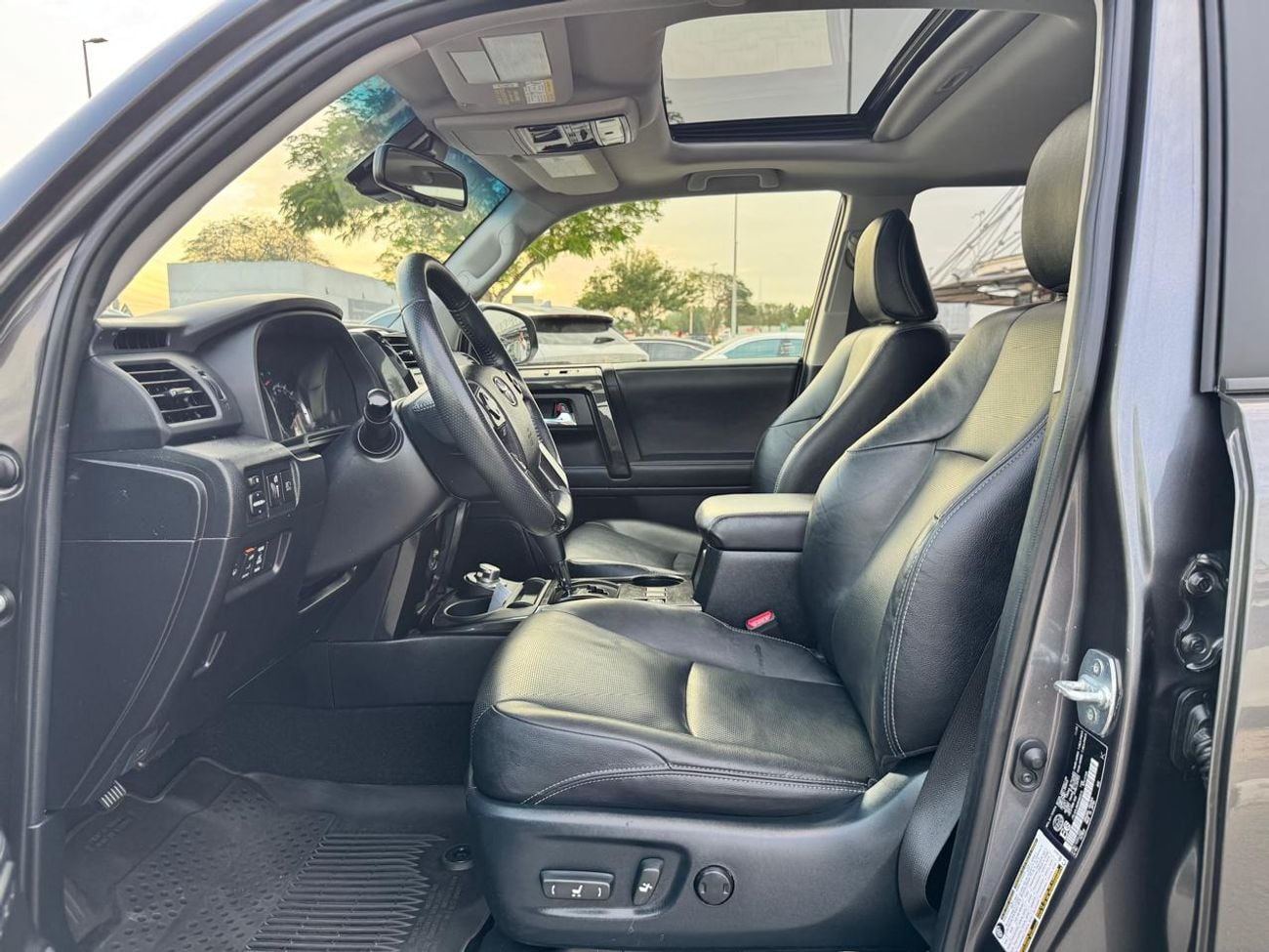 تويوتا Runner4 2021 TOYOTA 4 RUNNER LIMIT 7 SEATS 4x4 C SPEC KM 43000