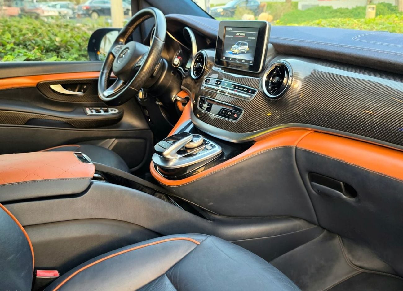 مرسيدس بنز V 250 2019 Mercedes-Benz V-Class V 250 GCC Specs
