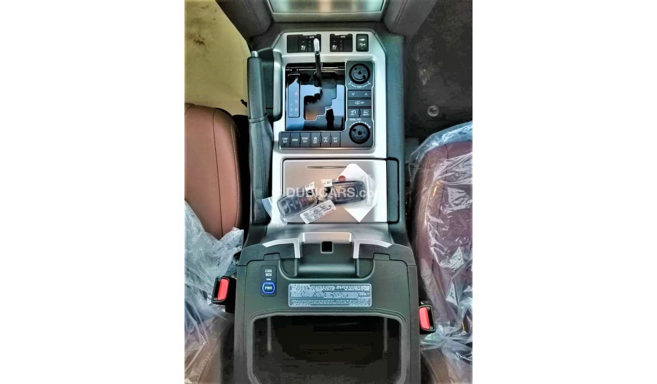 تويوتا لاند كروزر فول ابشن 5.7 vxs