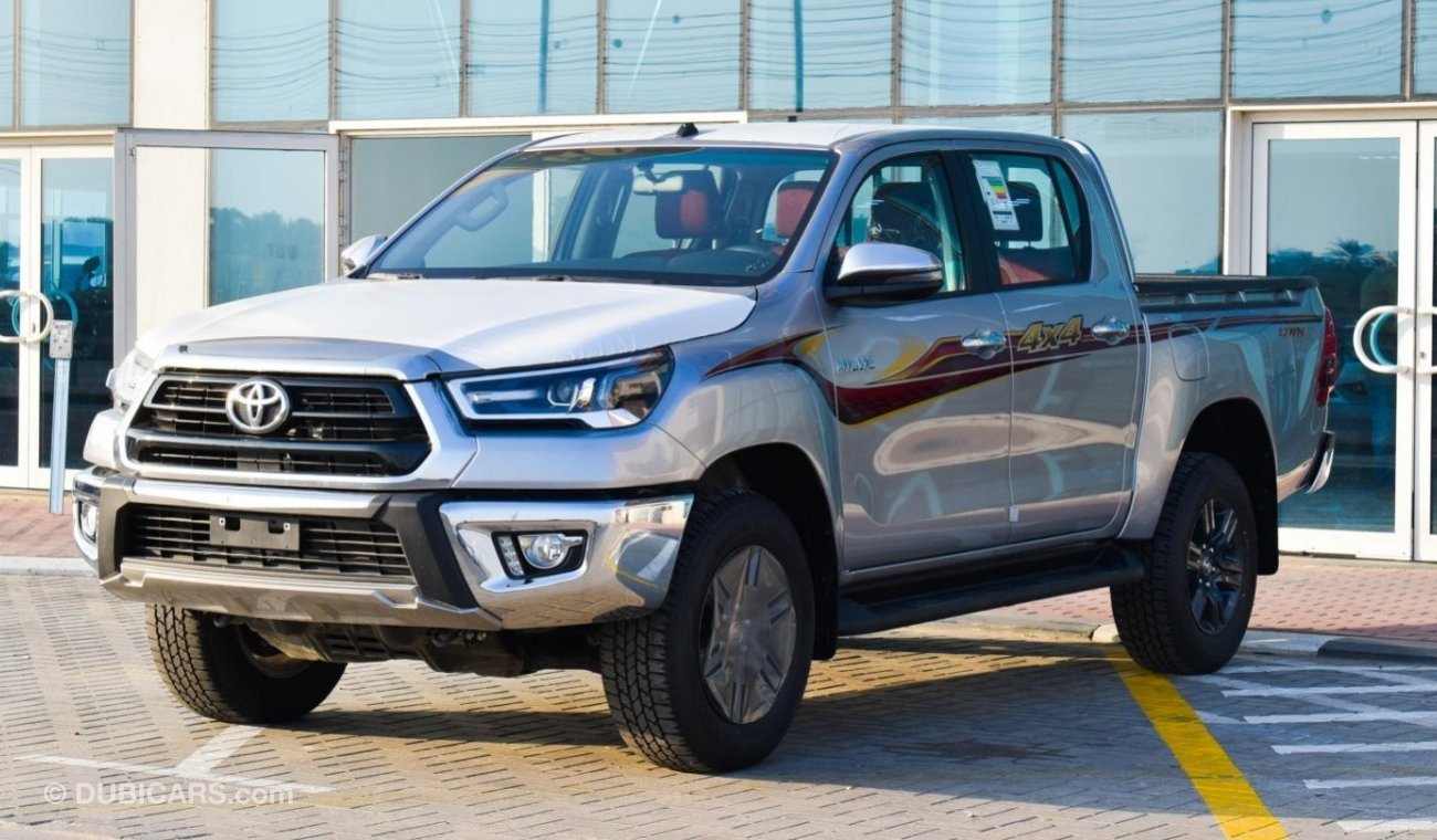 تويوتا هيلوكس GLX-S SR5  2.7L PETROL 4WD A/T