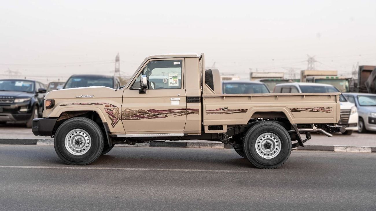 تويوتا لاند كروزر بيك آب 2025 Toyota Land Cruiser LC 79 SC 2.8L AT Diesel