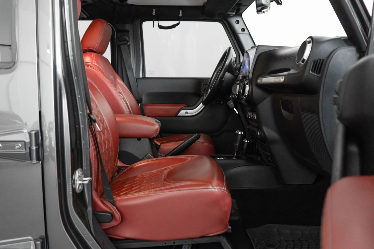 Jeep Wrangler Unlimited Sport 3.6L A/T