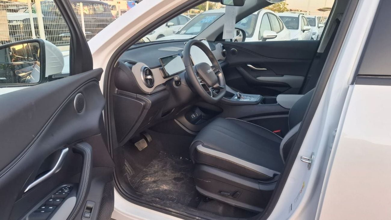 بي واي دي سيليون 05 2025 BYD SEALION 05 DM-i BIG SCREEN (PHEV)SUV (EXPORT ONLY)