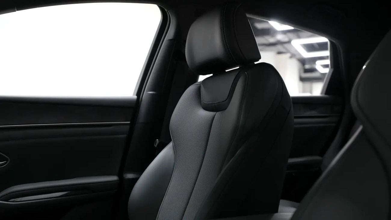 BYD Qin L DM-i Brand Leading Edition