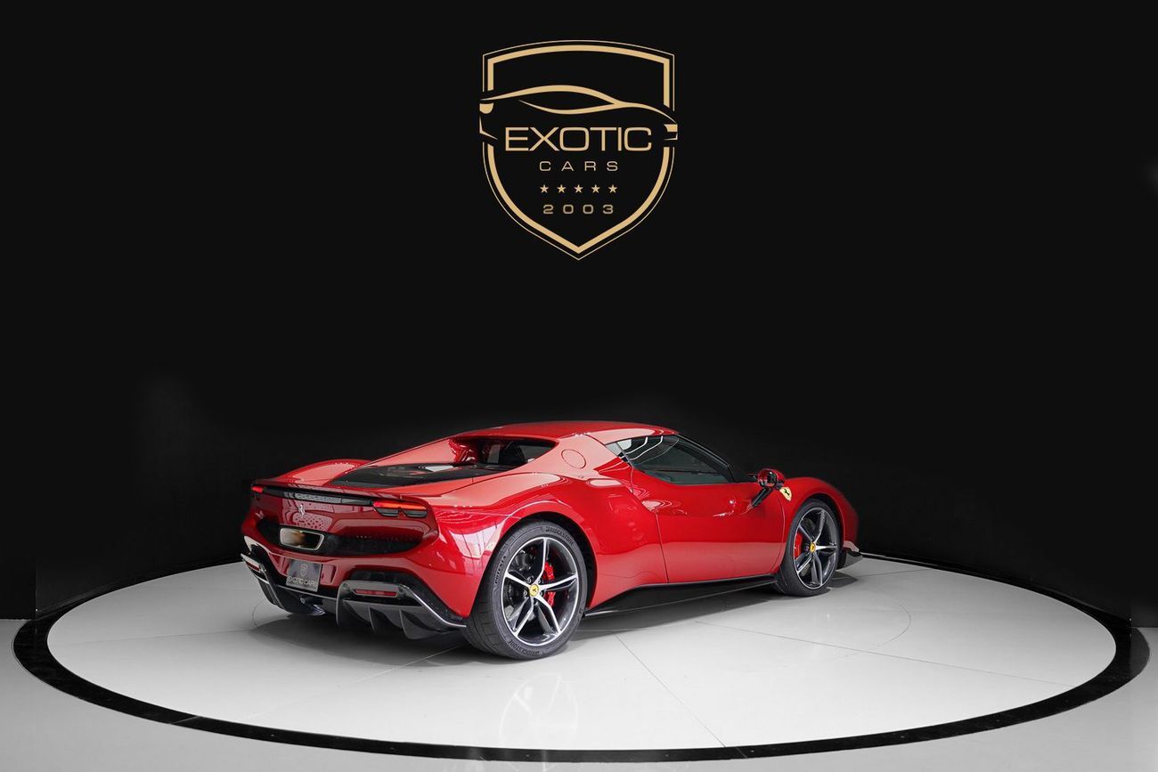 Ferrari 296 GTB 3.0T V6 PHEV