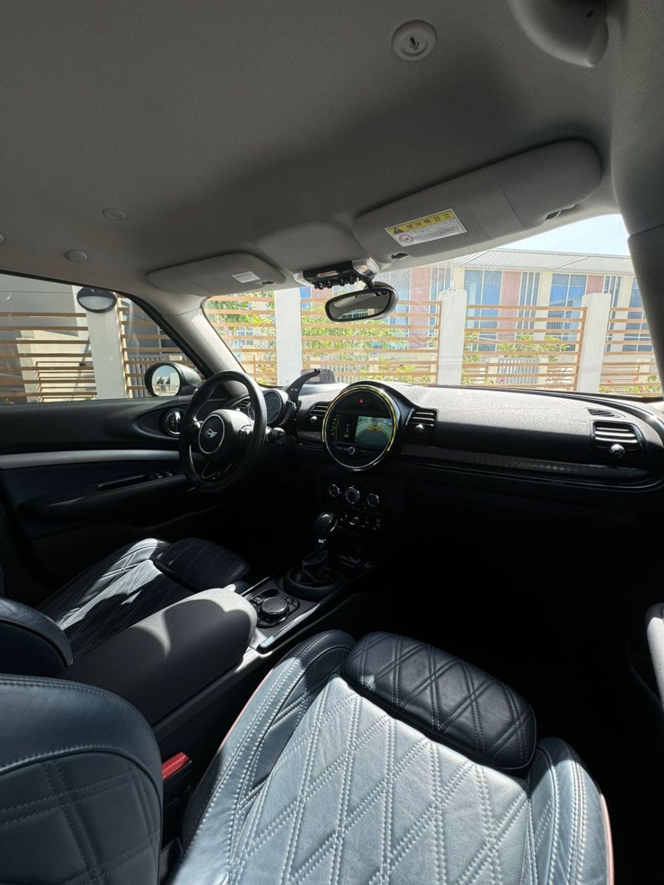 ميني وان كلوب مان