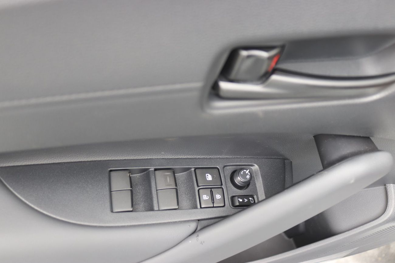 تويوتا فرونتلاندر 2.0L HYBRID, FACELIFT , ELECTREIC SEAT, LEATHER SEAT, SUNROOF, ELECTRIC BACK DOOR, MODEL 2025