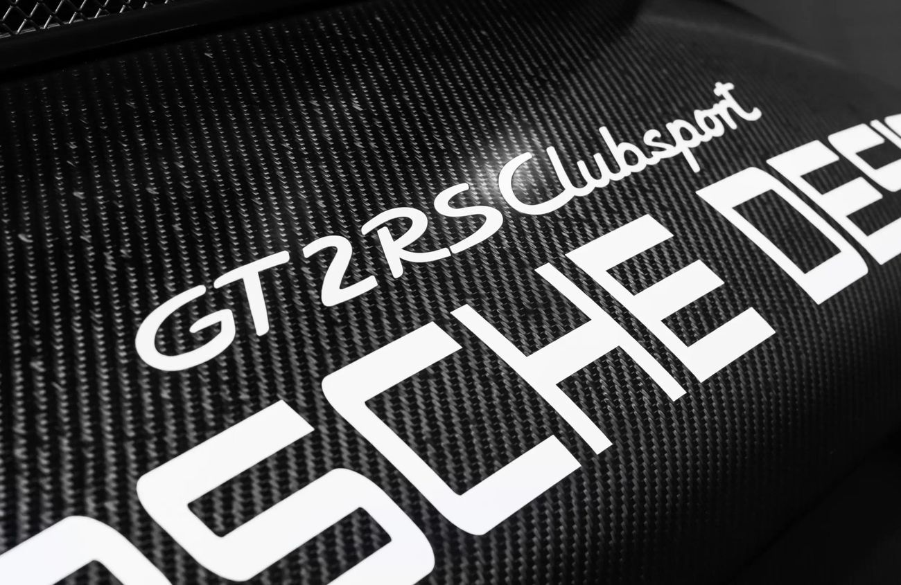 Porsche 911 3.8L F-6 Twin-Turbocharged Engine