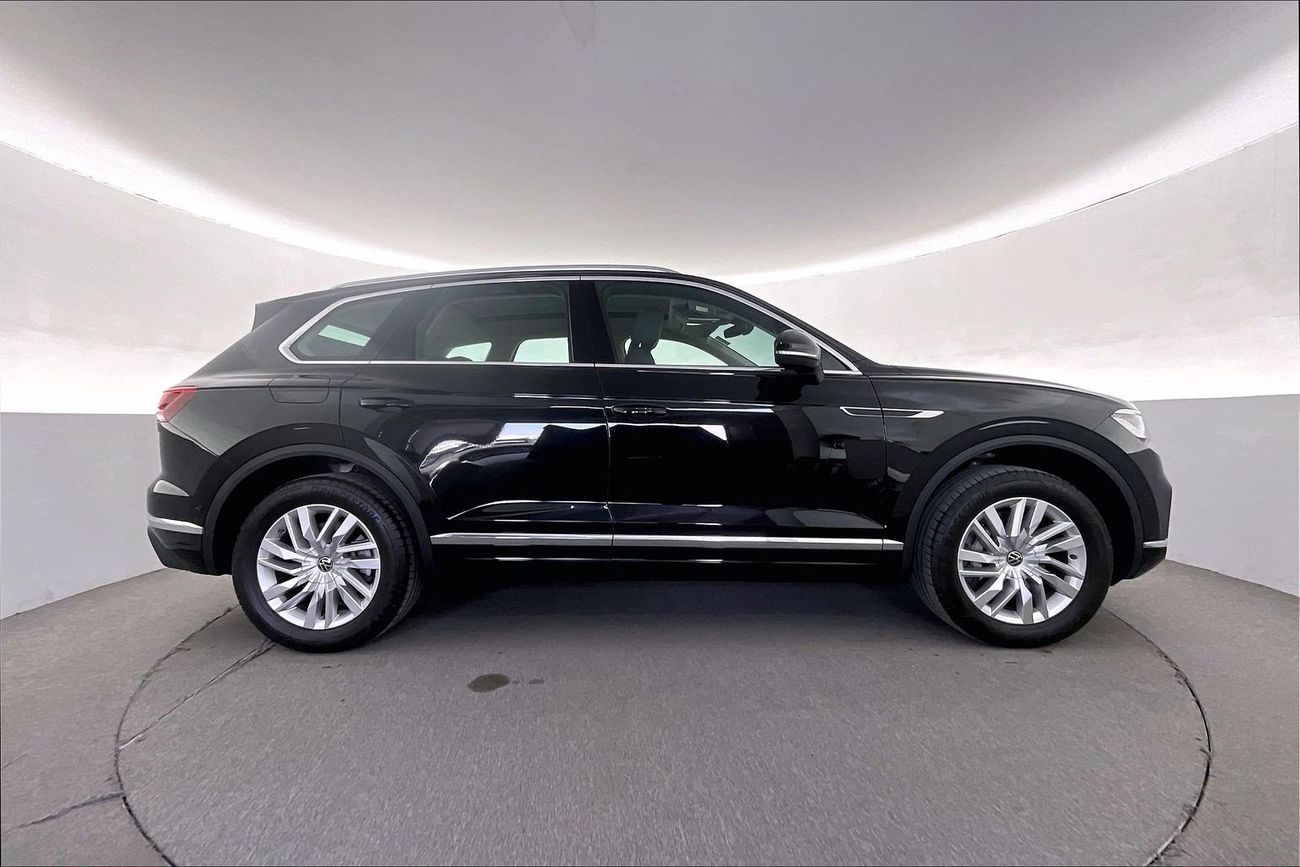 Volkswagen Touareg Highline | Guaranteed Warranty | 0 Down Payment