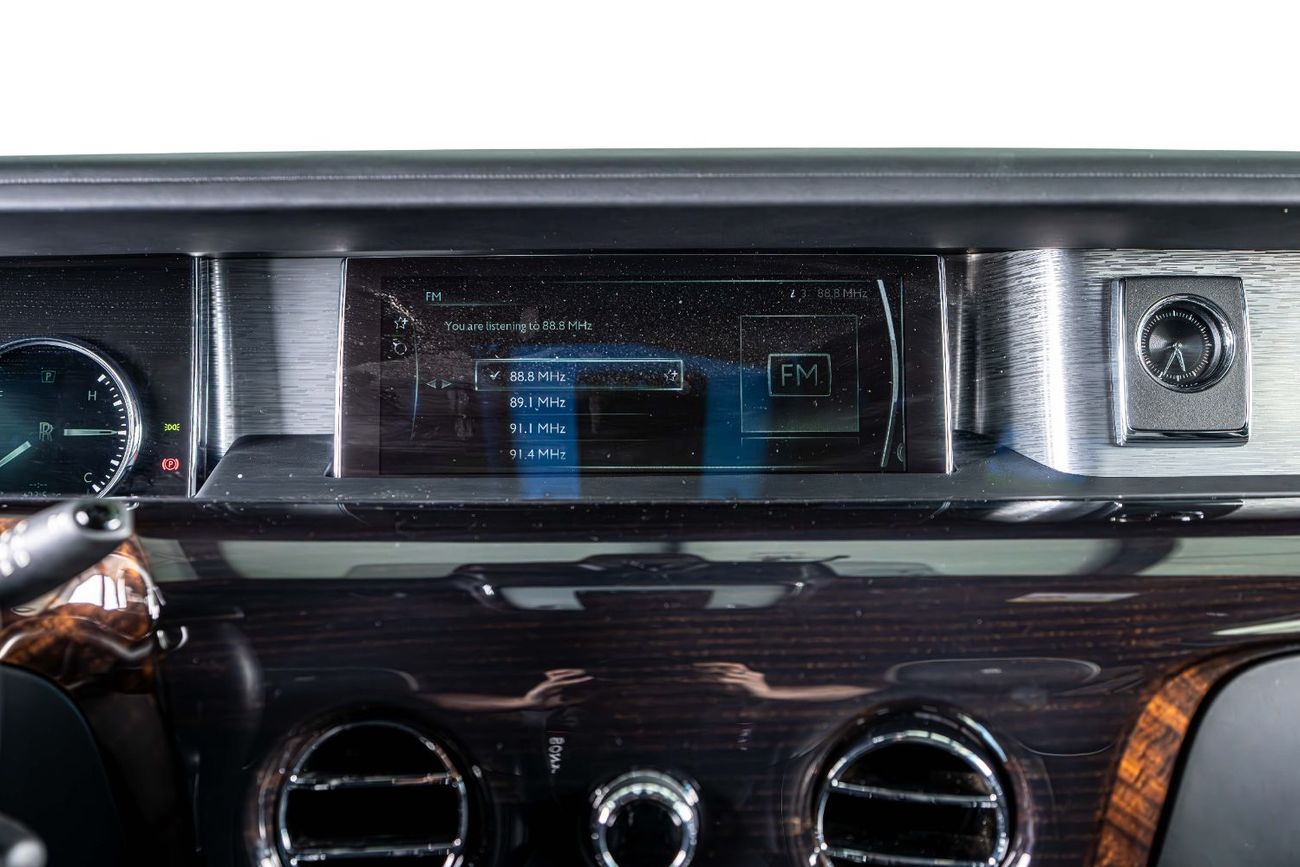 Rolls-Royce Phantom Std 6.8L Diamond Grey Exterior Color-24 Inch Chrome Rims-Star Light System