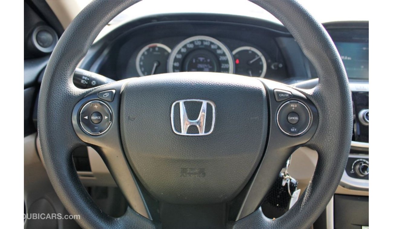 Honda Accord V4 - 2 KEYS - FULL OPTION - ACCIDENTS FREE - CAR IS IN PERFECT CONDITION INSIDE OUT