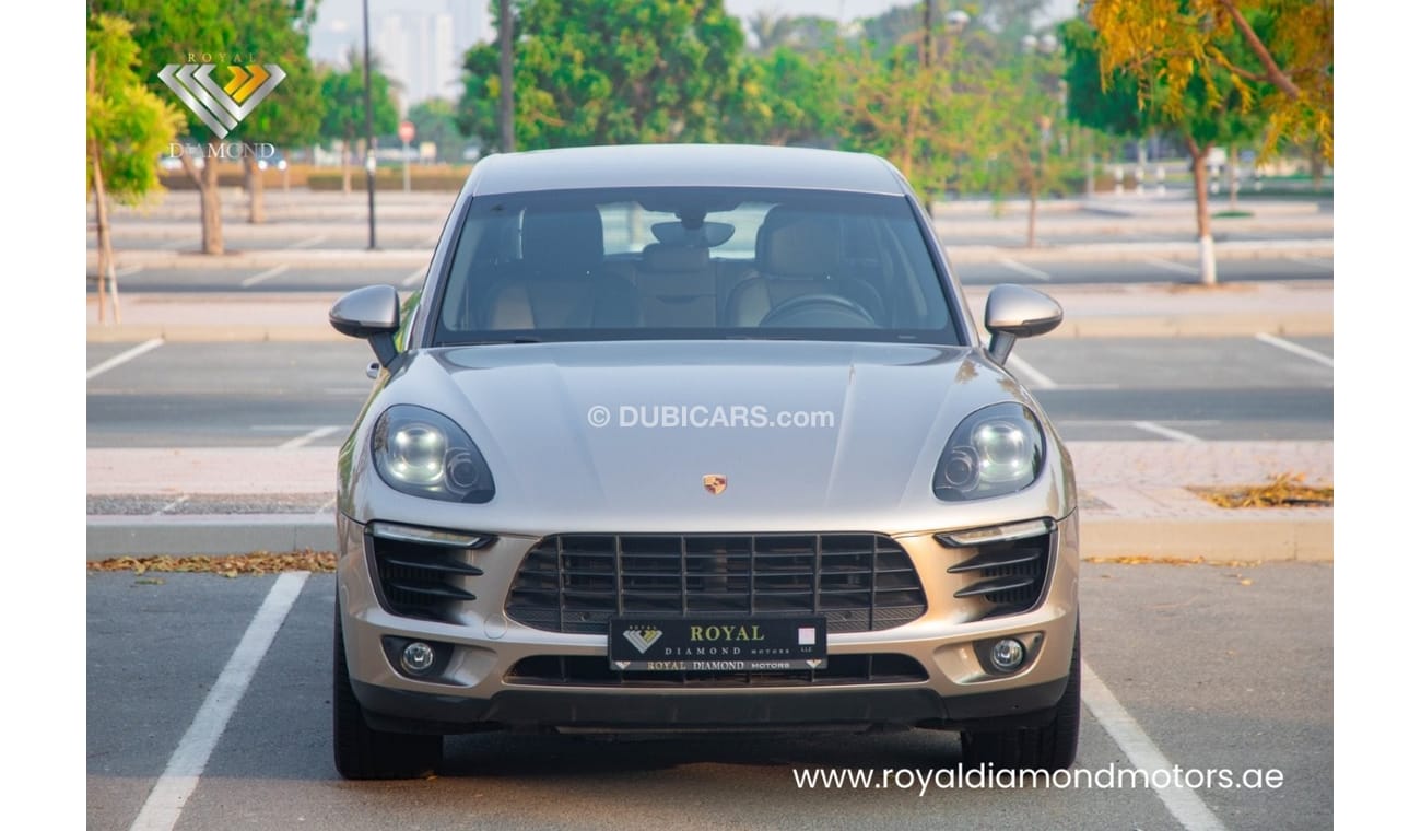 Used Porsche Macan S 2015 GCC under warranty 2015 for sale in Dubai