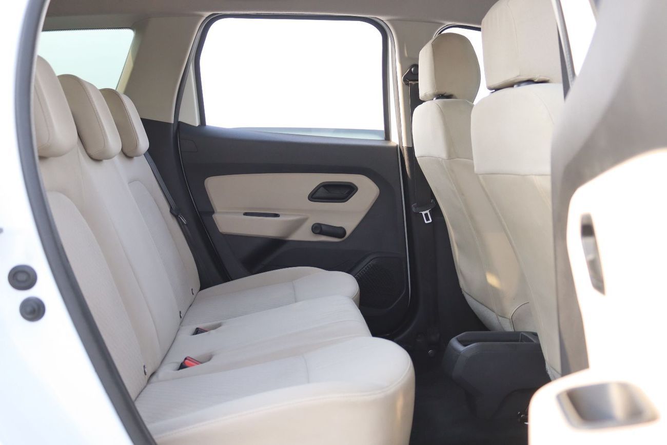 رينو داستر رينو داستر2021 - بدون حوادث - محرك 2.0 - 4WD - ممشى قليل - بحالة ممتازه