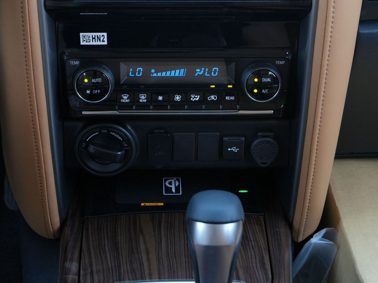 Toyota Fortuner 2026 TOYOTA FORTUNER 2.7L PETROL AT 4WD GCC BRAND NEW 0KM