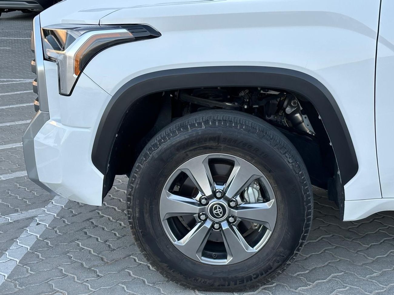 Toyota Tundra Crewmax Limited