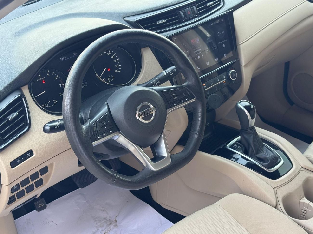 Nissan X Trail 2.5L V4 / 67000 KM ONLY! / BIG SCREEN / ANDROID-AOOLE CAR PLAY / RIMS / IN PERFECT CONDITION