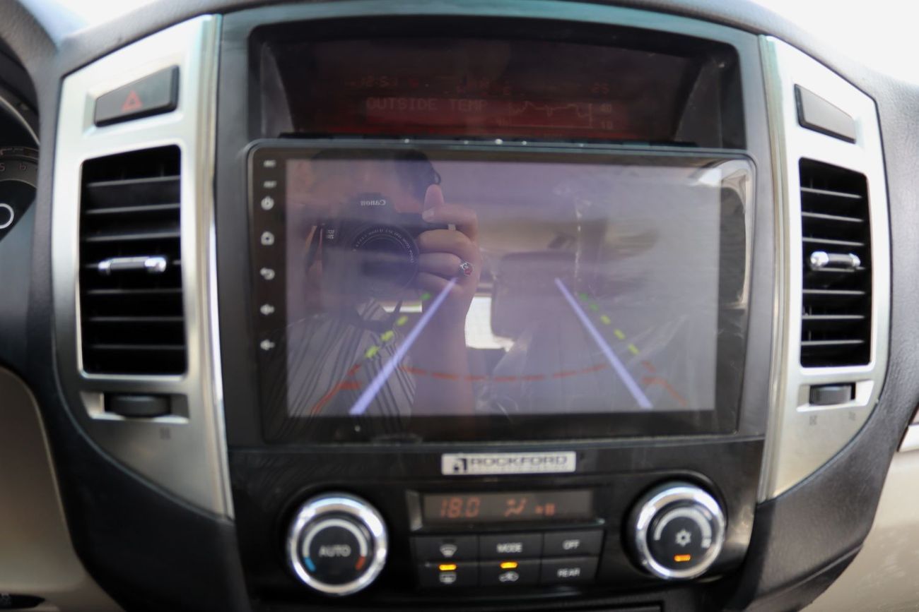 ميتسوبيشي باجيرو GLS Highline 3.5L (186 HP)