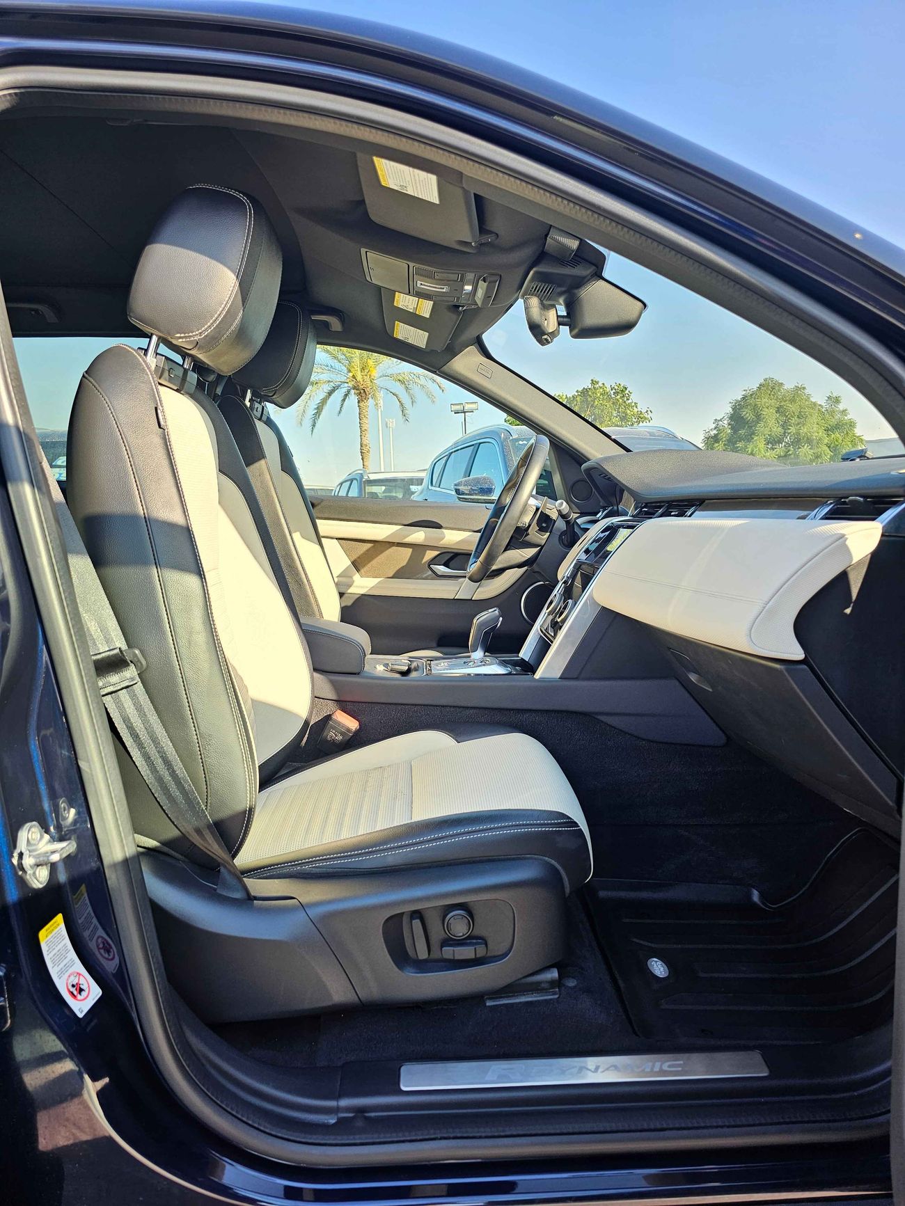 Land Rover Discovery Sport // P250 S-R DYNAMIC // 1371 AED Monthly // AWD / V4 (LOT # 42418)