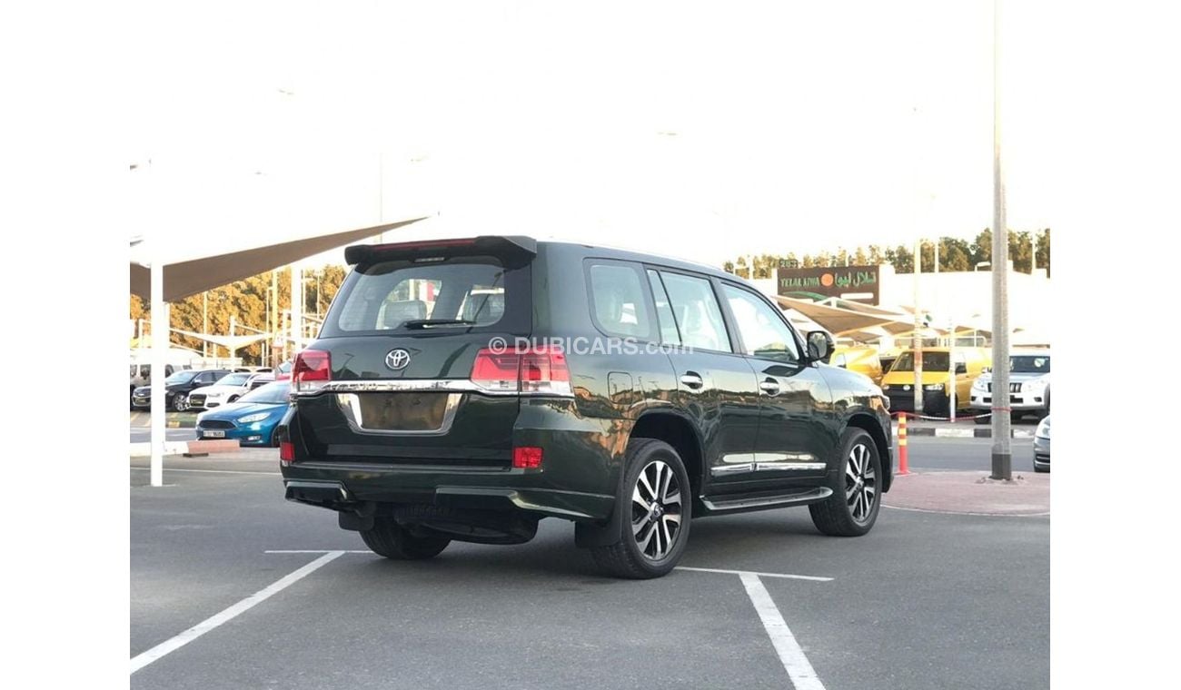 Toyota Land Cruiser Land Cruser,Model 2012, Color Green , KM 187000