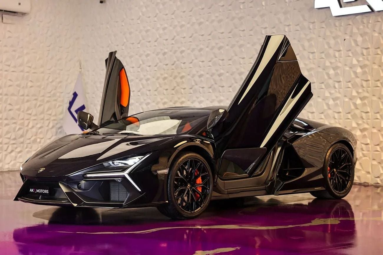 لامبورغيني ريفويلتو Lamborghini Revuelto | Finance available