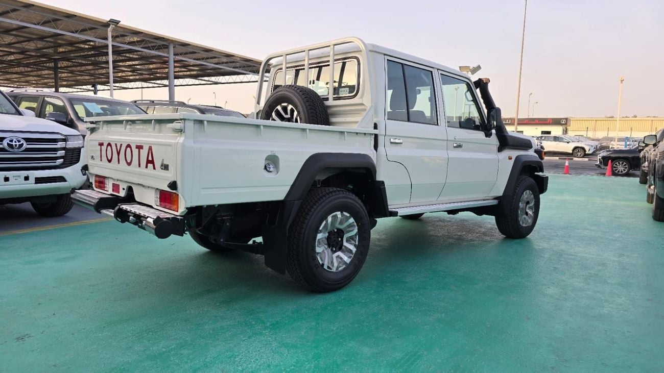 تويوتا لاند كروزر بيك آب LAND CRUISER PICK UP 4.5L DIESEL DC AUTOMATIC ZERO KM