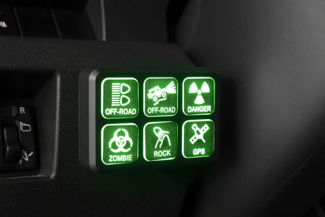 Suzuki Jimny 1.5L GLX (A/T)