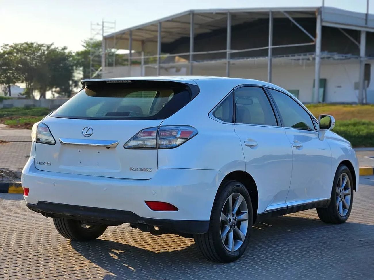 لكزس RX 350 RX GCC Premium Full Option Top With Panoramic Roof Immaculate Condition Inside Out