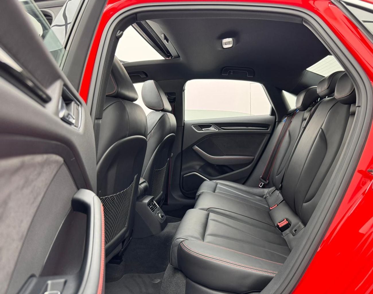 أودي RS3 2018 Audi RS3 Quattro, Full Service History, Excellent Condition, GCC