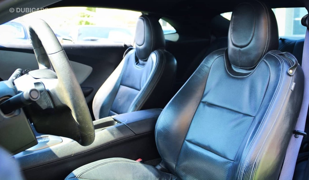 شيفروليه كامارو Camaro RS V6 3.6L 2015/Original AirBags/2021 ZL1 Kit/ Leather interior/ Very Good Condition