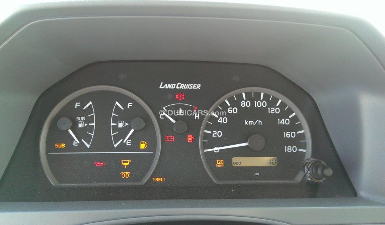 Toyota Land Cruiser 4.2L DSL, Hard Top 78 LX 13, Diesel, 13 Seats
