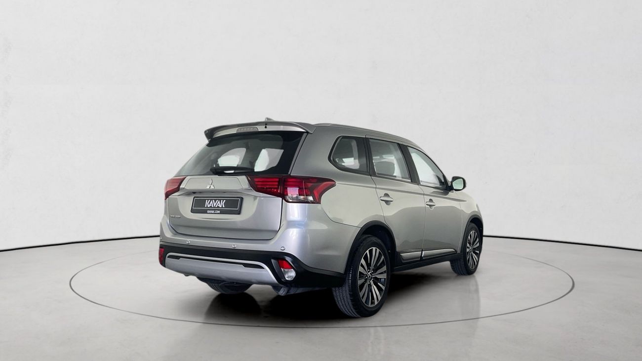 ميتسوبيشي آوتلاندر GLX Midline | شامل الضمان | 0 ﺪﻔﻋﺓ ﺃﻮﻟﻯ