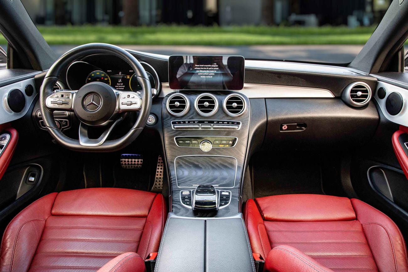 مرسيدس بنز C 200 C200 AMG Coupe | 3,036 P.M | 0% Downpayment | LOW KMS!