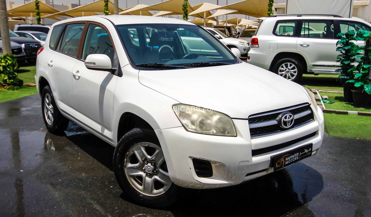 Used Toyota RAV4 2011 for sale in Dubai - 115337