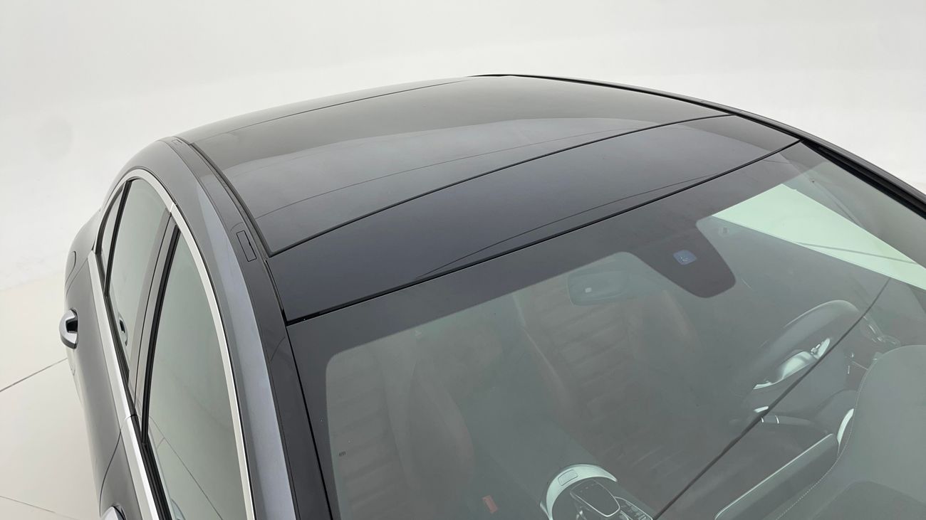 مرسيدس بنز C 200 PREMIUM AMG SPORT PACK 2 | بدون دفعة مقدمة | اختبار القيادة في المنزل