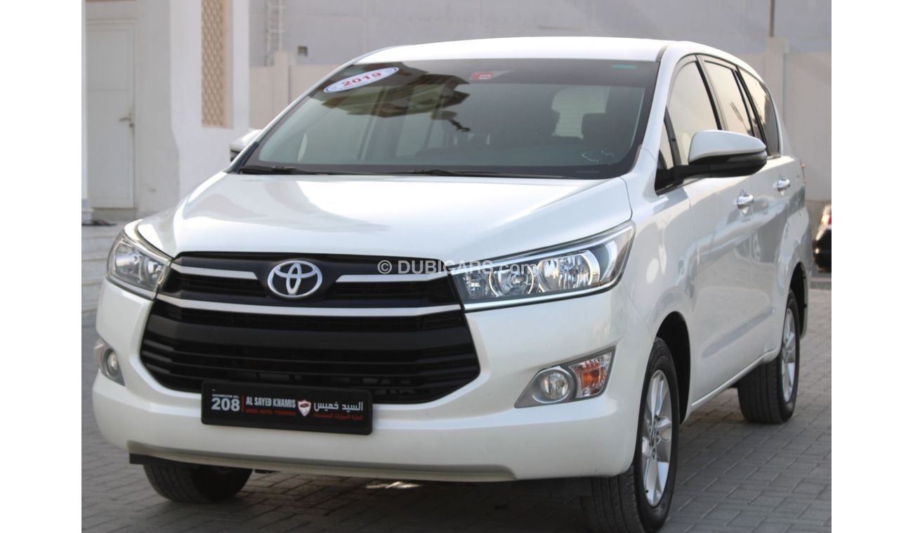 Toyota Innova toyota innova 2019 white GCC  2.7 excellent condtion without accident