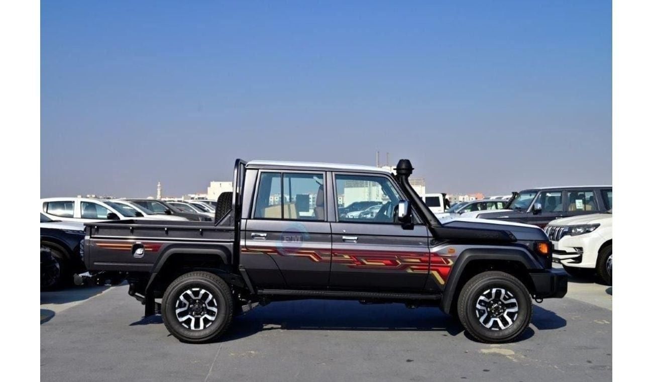 تويوتا لاند كروزر بيك آب 79 Double Cabin LX-Z 2.8L Diesel 4WD 5 Seater Automatic