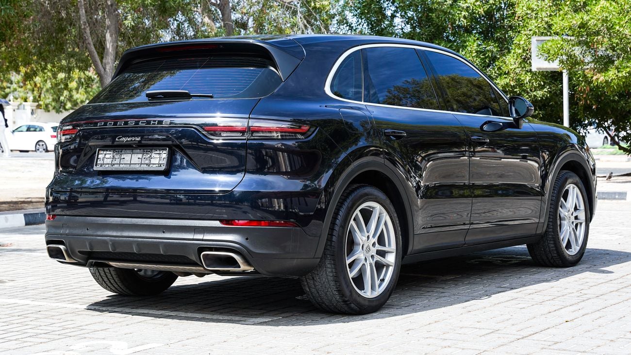 Porsche Cayenne Base