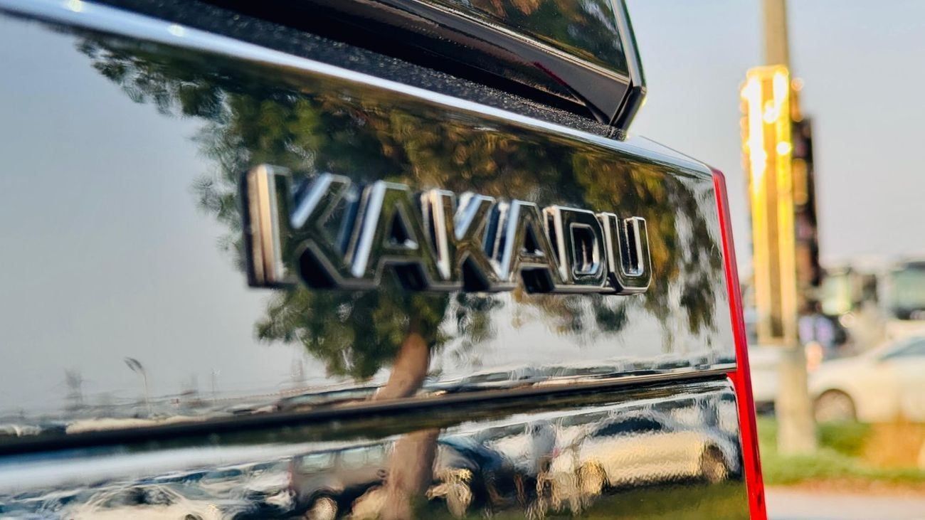 تويوتا برادو BRAND NEW KAKADU | BLACK EDITION | 2.8L DIESEL ENGINE | 360 VIEW CAMERA | AUTO | PREMIUM FEATURES