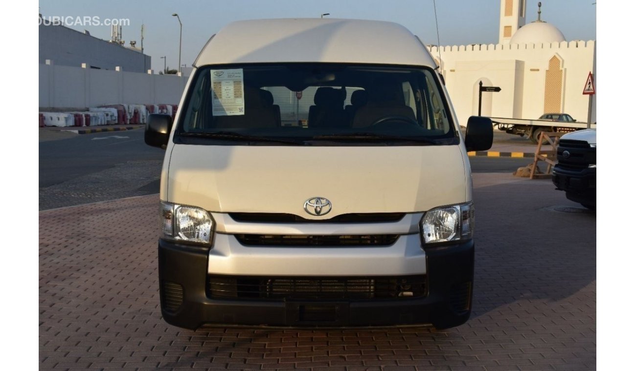 تويوتا هاياس 2017 | TOYOTA HIACE | HIGH ROOF | 13-SEATER 4-DOORS | GCC | VERY WELL-MAINTAINED | SPEC