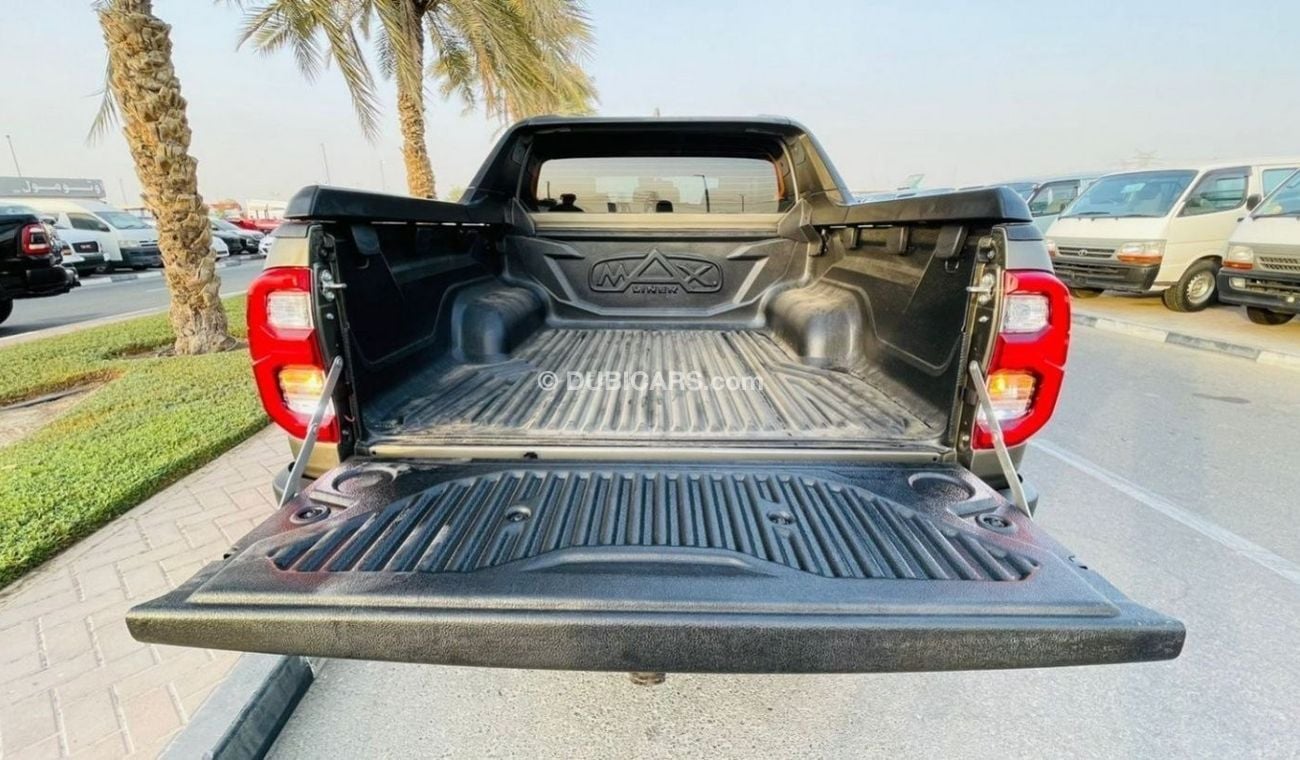 Toyota Hilux 2023 2.8L DIESEL AUTOMATIC 4X4 | OLIVE GREEN | PUSH START|LEATEHR ELECTRIC SEATS | GOOD CONDITION