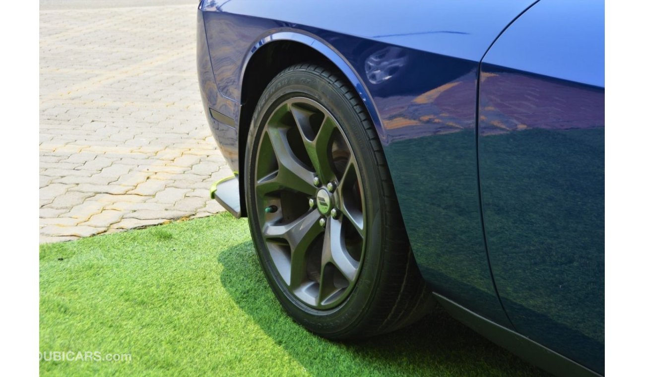 Dodge Challenger CHALLENGER//NICE COLOR//GOOD CONDITION//