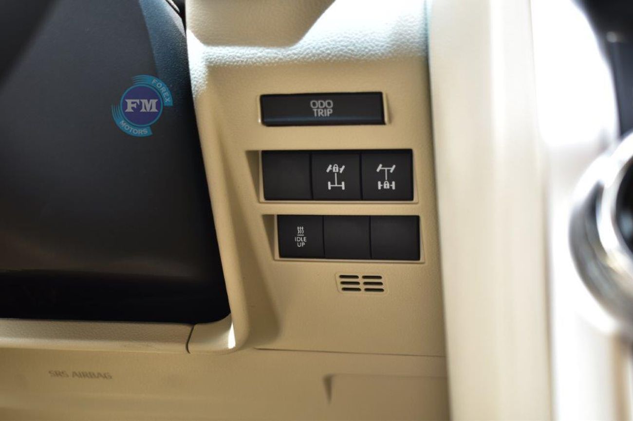 Toyota Land Cruiser 300 GXR V6 3.3L Diesel 7 Seat Automatic