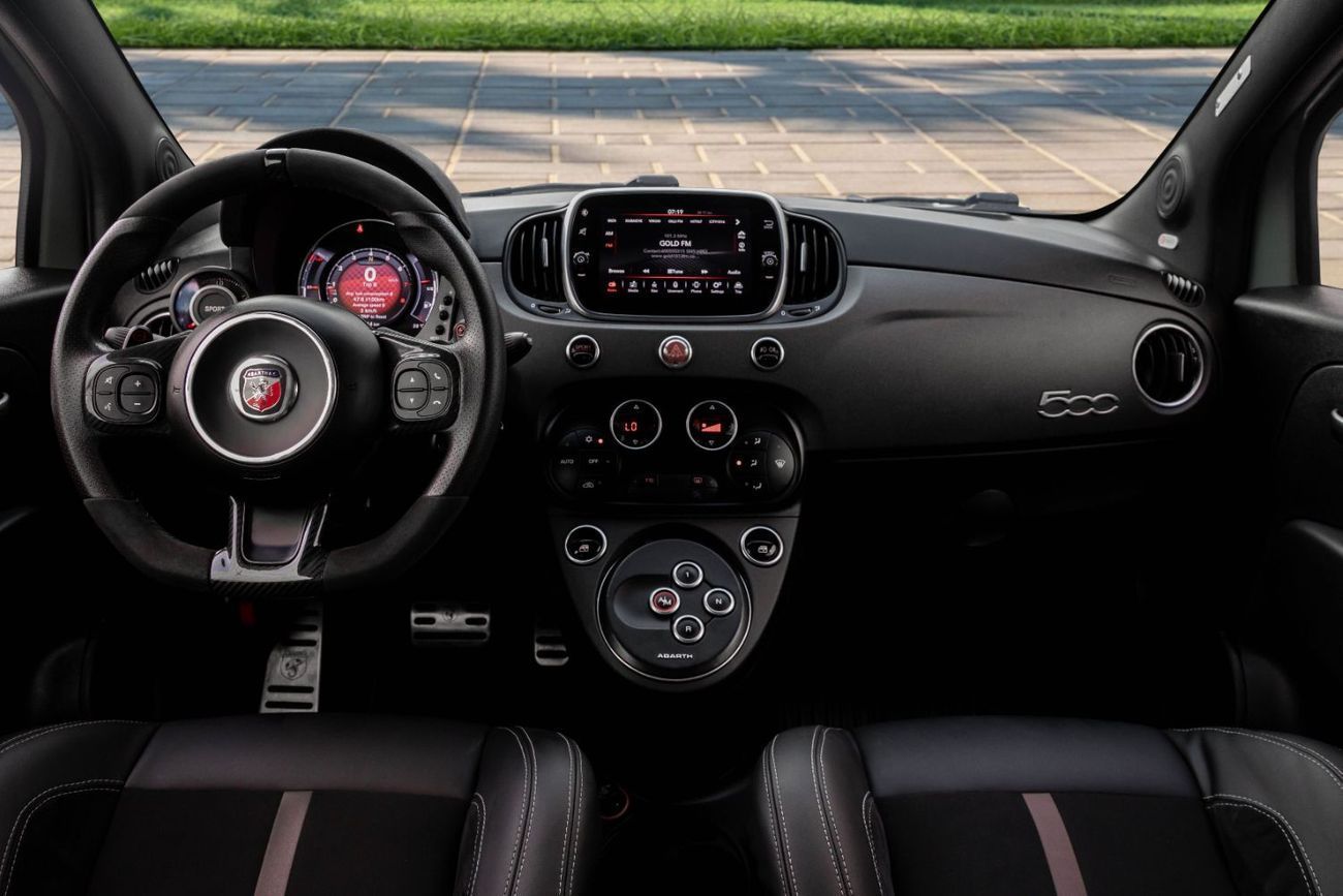 Abarth 695 695 | 1,371 P.M | 0% Downpayment | Immaculate Condition!