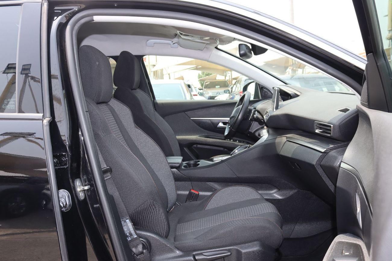 بيجو 3008 بيجو 3008 موديل 2022 محرك 1.6L ممشى 66000 KM وسعر 52000 درهم  خليجى بحاله ممتازه