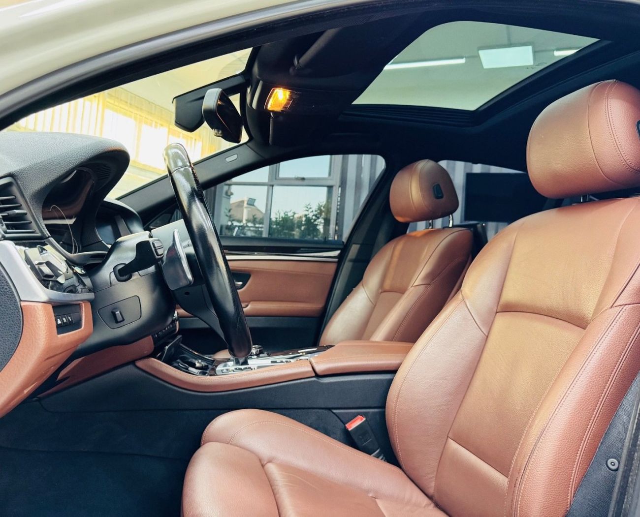 BMW 528i Exclusive M Sport 2.0L