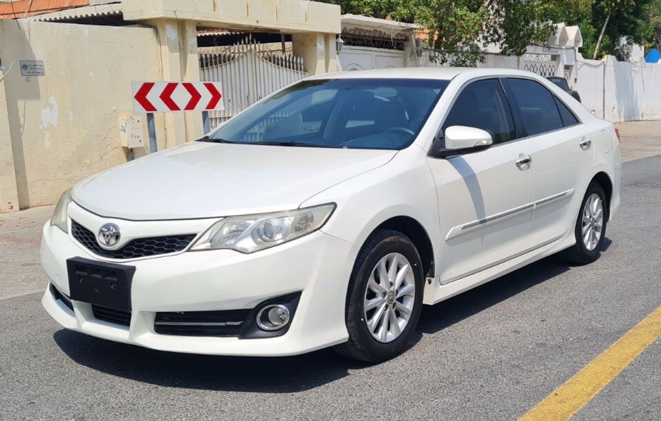 Toyota Camry TOYOTA CAMRY SE GCC 2012