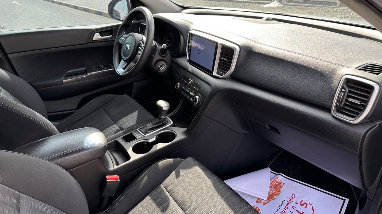 كيا سبورتيج Base 1.6L