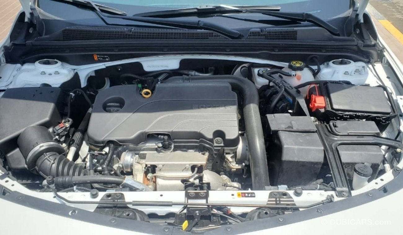 Chevrolet Malibu LT - With Panoramic Sunroof